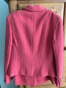lot 141 image: Womens Vintage Tahari Coral Pink Suit