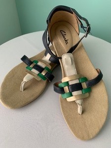 lot 145 image: Womens Clarks Sandals