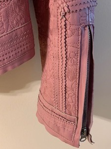 lot 162 image: Womens Leather Jacket