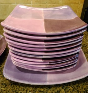lot 80 image: Purple Quaderttini Dishes