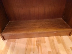 lot 191 image: Wood Bookshelf