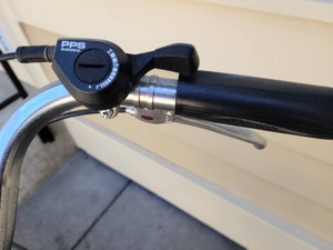 lot 248 image: Schwinn World Tour Bicycle