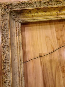 lot 260 image: Trio of Ornate Gold Painted Wood Frames