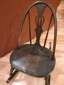 lot 258 image: Dark Wood Rocking Chair