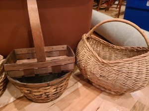 lot 267 image: Variety of Decorative Baskets