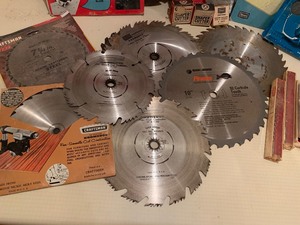 lot 280 image: Lot of Saw Blades