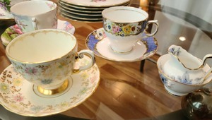 lot 112 image: TeacupsSaucers And Plates