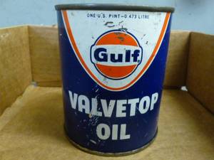 lot 37 image: Vintage Oil Can