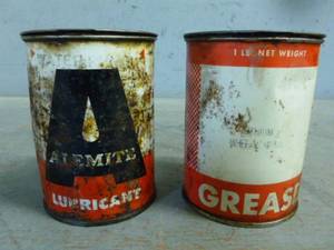 lot 38 image: Vintage Oil Cans