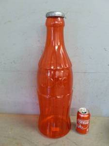 lot 80 image: Coca-Cola Collectible