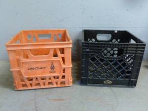 lot 81 image: Dairy Crates