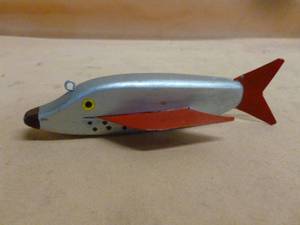 lot 87 image: Custom Made Spearing Decoy