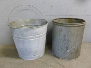lot 94 image: Vintage Galvanized Steel Pails