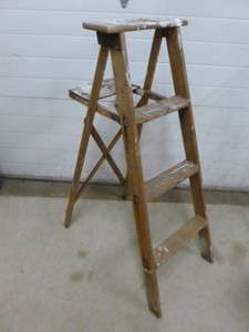 lot 103 image: Step Ladder