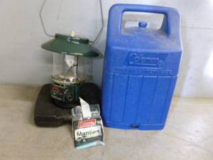 lot 138 image: Coleman Lantern