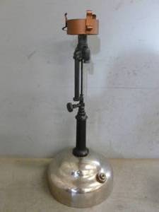 lot 139 image: Antique Lantern