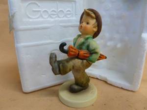 lot 180 image: Hummel Figurine