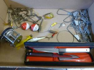 lot 205 image: Fishing Items