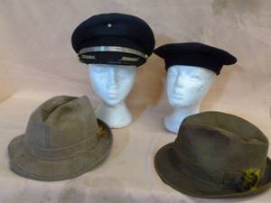 lot 252 image: Vintage Mens Hats