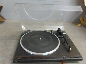 lot 296 image: Record Player