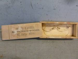 lot 368 image: Antique Eyeglasses
