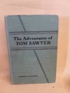 lot 376 image: Vintage Book