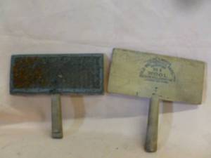 lot 377 image: Antique Wool Cards