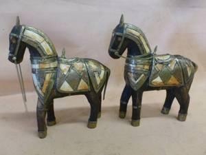 lot 392 image: Decorative