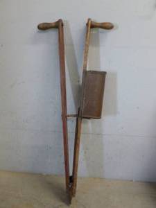 lot 400 image: Antique Potato Planter
