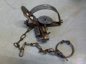 lot 402 image: Vintage Herters