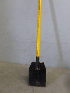 lot 449 image: Ice Scraper