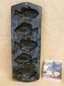 lot 480 image: Cast Iron Pan