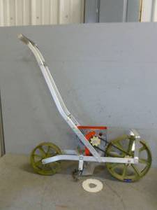 lot 483 image: Garden Seeder