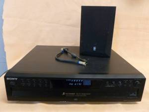 lot 495 image: Sony CD Player