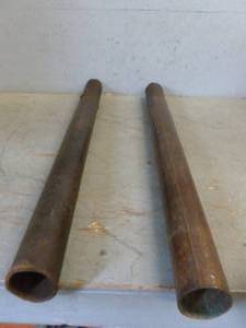 lot 496 image: Post Pounders