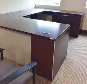 WOW MSRP $7000 Ultra Quality Teknion Expansion Series Executive U-Shape Workstation With 2 Drawer Lateral File Cabinet, 3 Drawer Filing Cabinet &amp Tuck Under Corner Storage Cabinet - Excellent Condition Keys Included