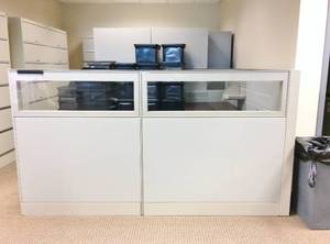 WOW MSRP $ Ultra Quality Teknion Expansion Series 1 Free Standing Executive Semi Enclosed Glass Paneled Desking Workstation WLeft Return, Low Credenza WLateral File, Storage Shelves &amp 2-3 Drawer Filing Cabinets Excellent Condition Includes Keys