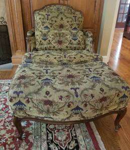 lot 5 image: Sherrill Tapestry Upholstered Chair and Ottoman