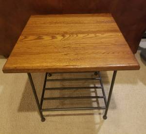 lot 14 image: Iron Frame Wood Top Side Table (a)