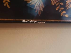 lot 89 image: Floral Veneer Mirror (B)