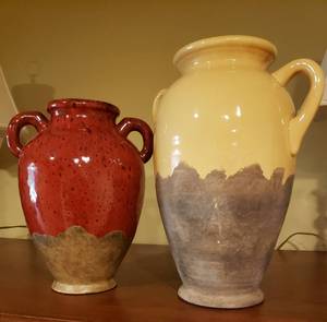lot 94 image: Pair of Ceramic Vases by Southern Living