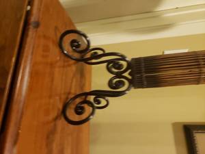 lot 95 image: Detailed Knotted Reed Candle Stand