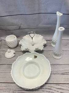 lot 7 image: Fenton Milk Glass including Glass Spoon