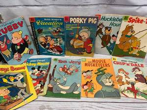 lot 58 image: Lot of 10 1950s Dell Comic Books