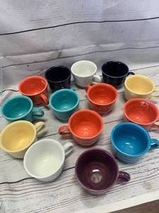 lot 72 image: Lot of 14 Fiestaware Cups