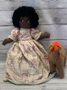 lot 115 image: Antique Dolls