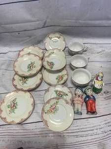 lot 117 image: Occupied Japan Cup, Saucers, and Figurines