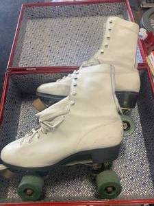 lot 120 image: Vintage Chicago Roller Skates with Box