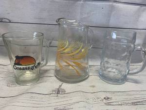 lot 125 image: Vintage Pitchers & Beer Glass Mug