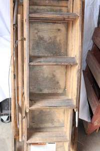 lot 110 image: Werner Spacemaster Retractable Steps